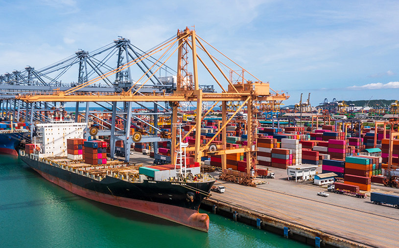 Loading operation at a container terminal